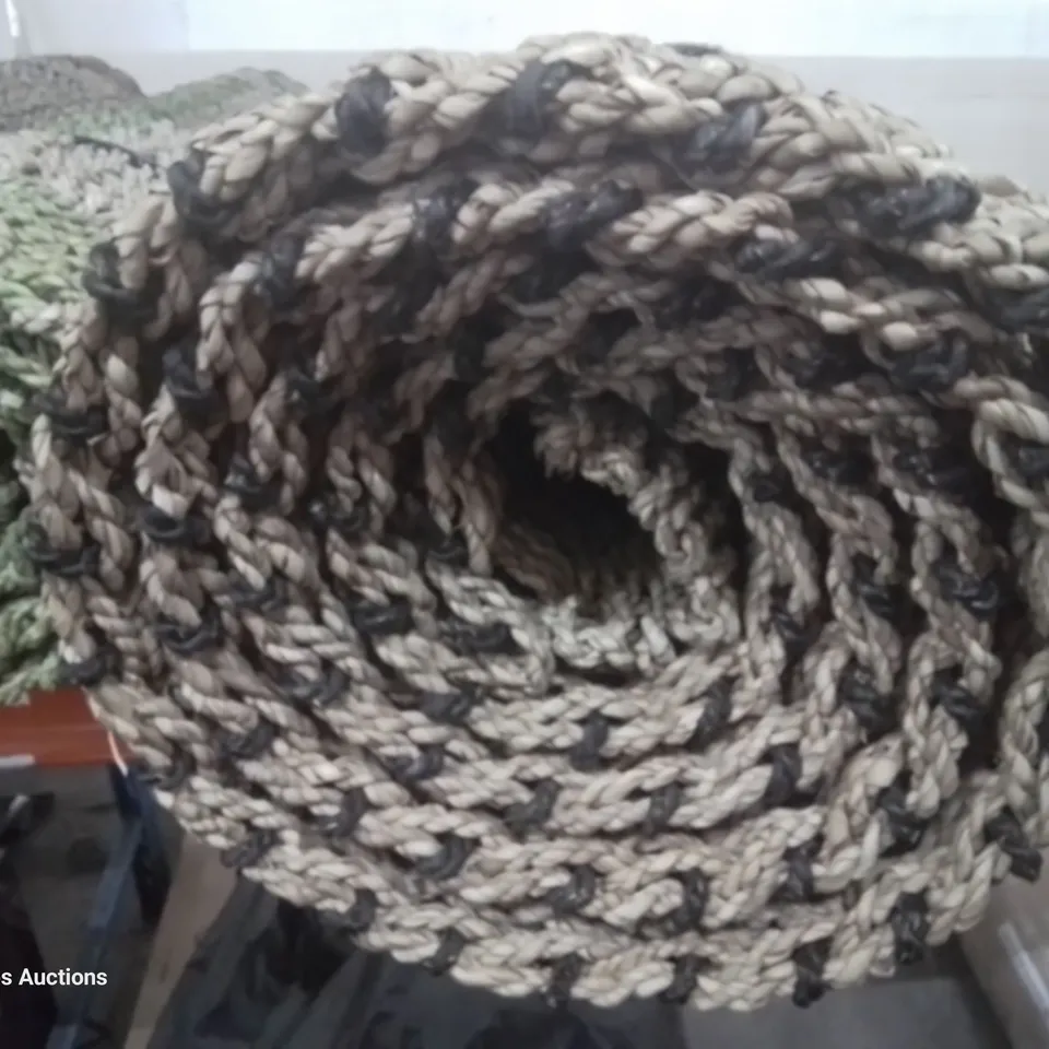 BRAND NEW LARGE WEAVED SISAL RUG BLACK/ NATURAL 1