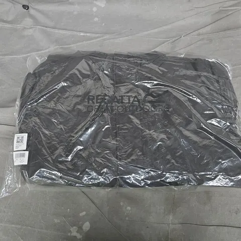 BAGGED REGATTA STERLINGS JACKET IN BLACK - UK SMALL