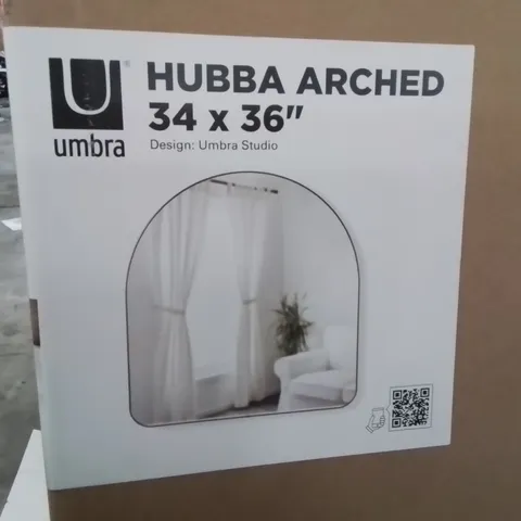 BRAND NEW UMBRA HUBBA ARCHED 34Γ36" MIRROR
