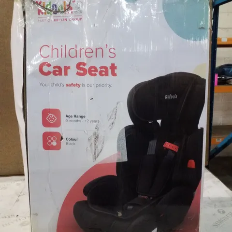 BOXED KIDOOLA CHILDRENS CAR SEAT - BLACK