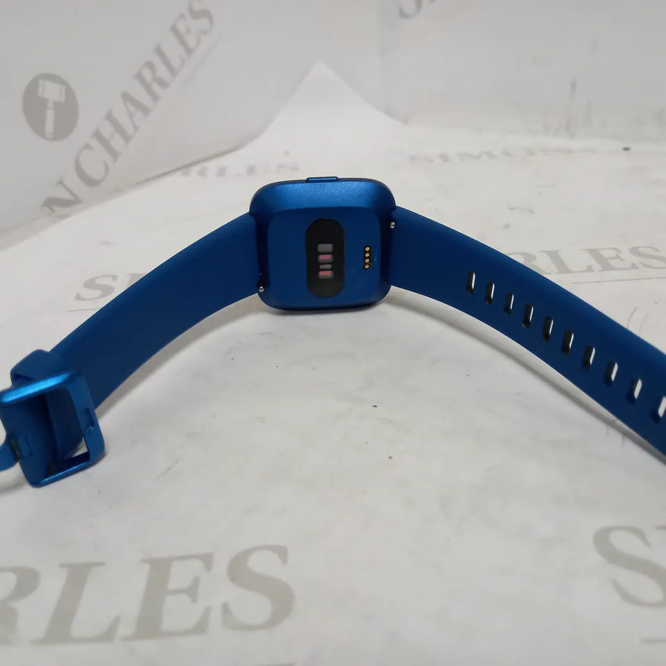 FITBIT VERSA LITE HEALTH TRACKER WATCH