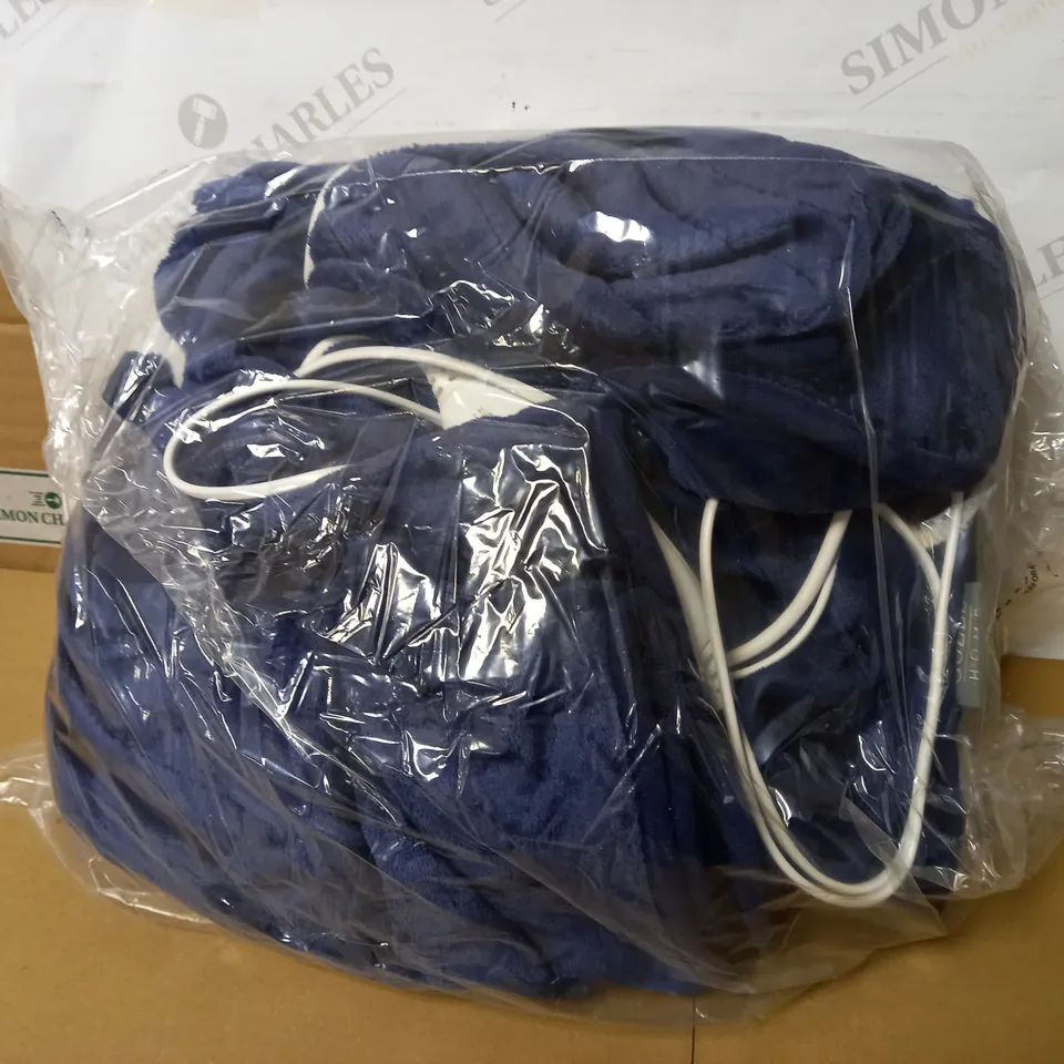 OUTLET COZEE HOME HEATED PLUSH WEARABLE BLANKET NAVY