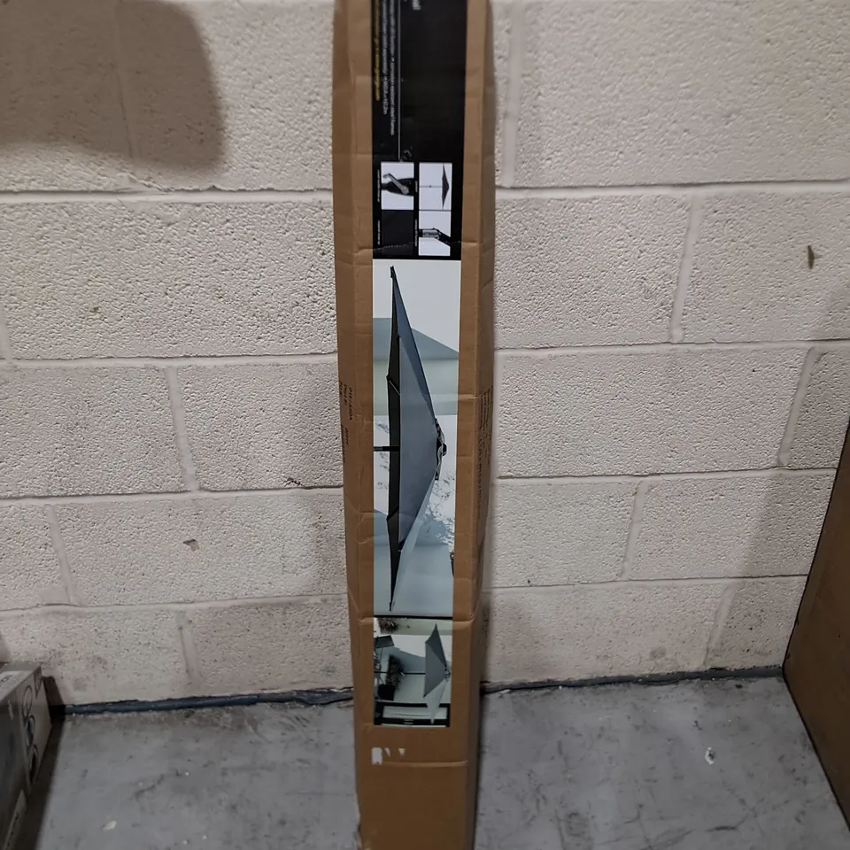 BOXED 2.4M PARASOL IN CHARCOAL