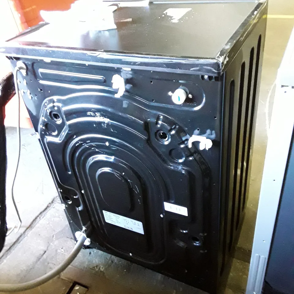 SWAN SW75130B 9KG LOAD, 1400 SPIN FREESTANDING WASHING MACHINE - BLACK