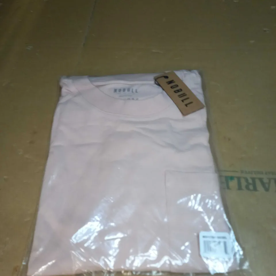 NOBULL STANDARD T-SHIRT SIZE UNSPECIFIED