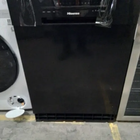 HISENSE HS60240BUK FREESTANDING STANDARD DISHWASHER 82CM HIGH - BLACK COLLECTION ONLY