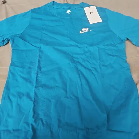 KID NIKE CASUAL TEE - LARGE 