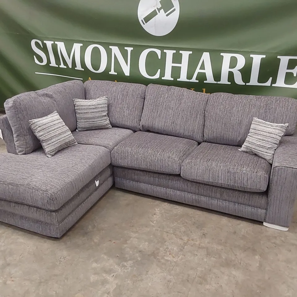 DESIGNER FABRIC UPHOLSTERED CORNER CHAISE SOFA - GREY