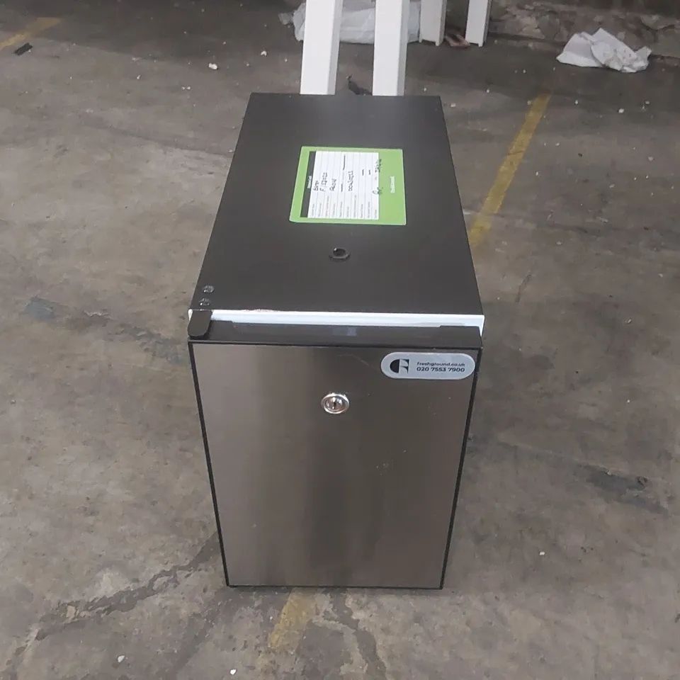 VITRIFRIGO COMMERCIAL COFFEE MACHINE FRIDGE