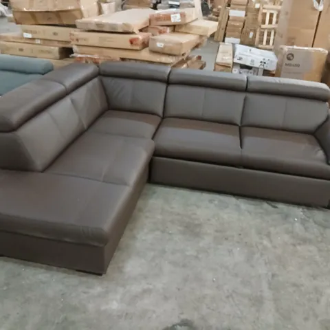 DESIGNER BROWN FAUX LEATHER CORNER SOFA WITH PULL OUT BED AND ADJUSTABLE HEADRESTS