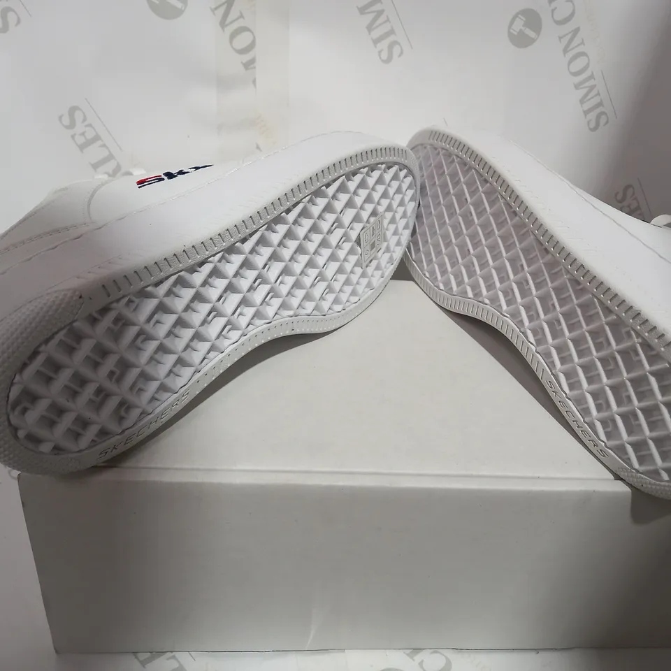 BOXED PAIR OF SKECHERS SPORT WHITE  - SIZE 8