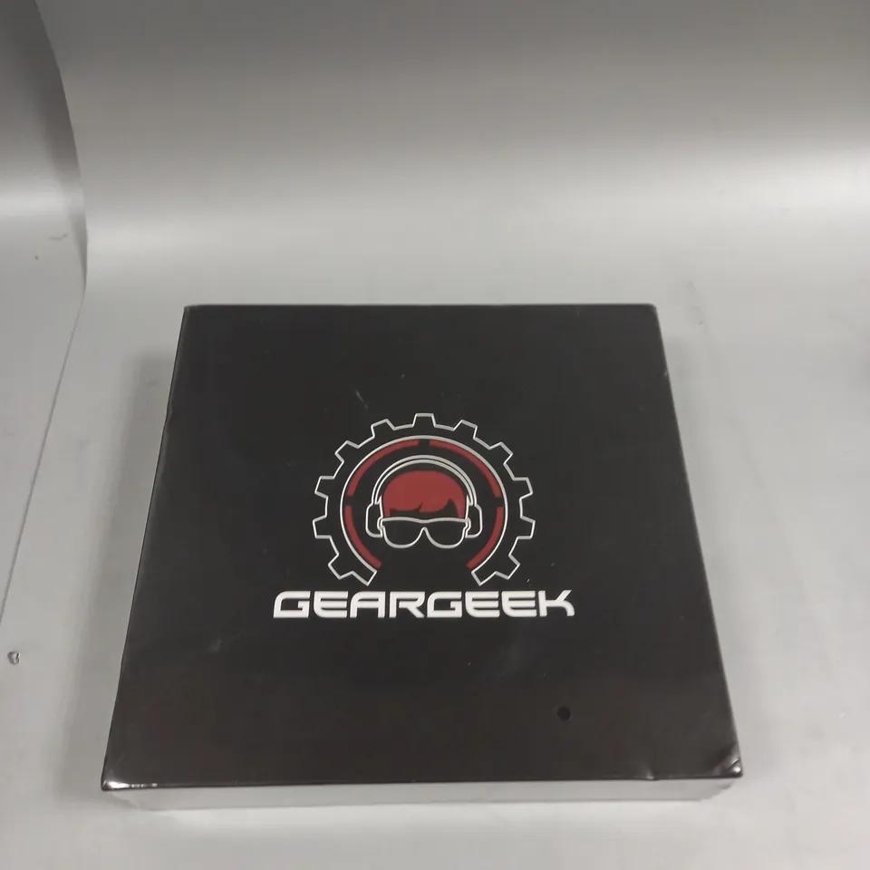 SEALED GEARGEEK MENS HEALTH SET 