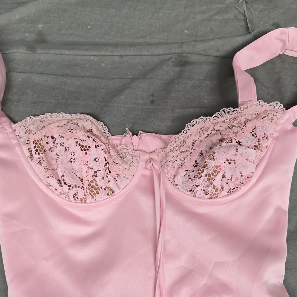 HOUSE OF CB DRESS IN PINK - S