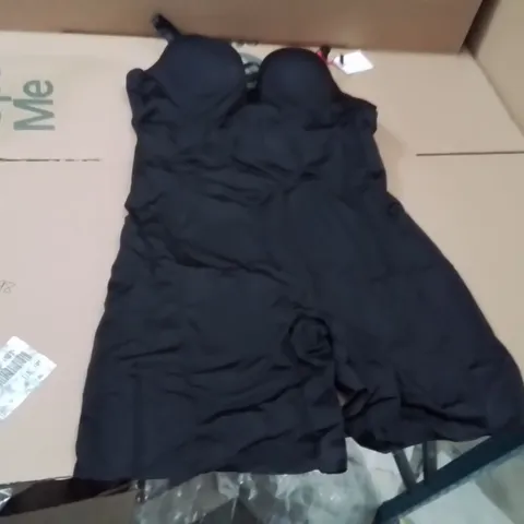 BOXED BRAND NEW APPROXIMATELY 9 MAGISCULPT BLACK BODY SUITS SIZE 38C