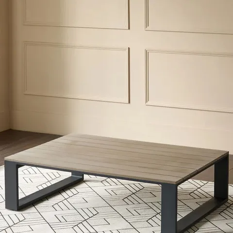 BOXED DANETTI SAVANNAH BLACK GARDEN COFFEE TABLE WITH NATURAL CUSHION