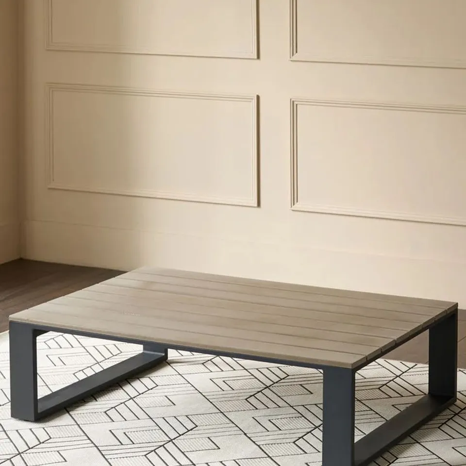 BOXED DANETTI SAVANNAH BLACK GARDEN COFFEE TABLE WITH NATURAL CUSHION