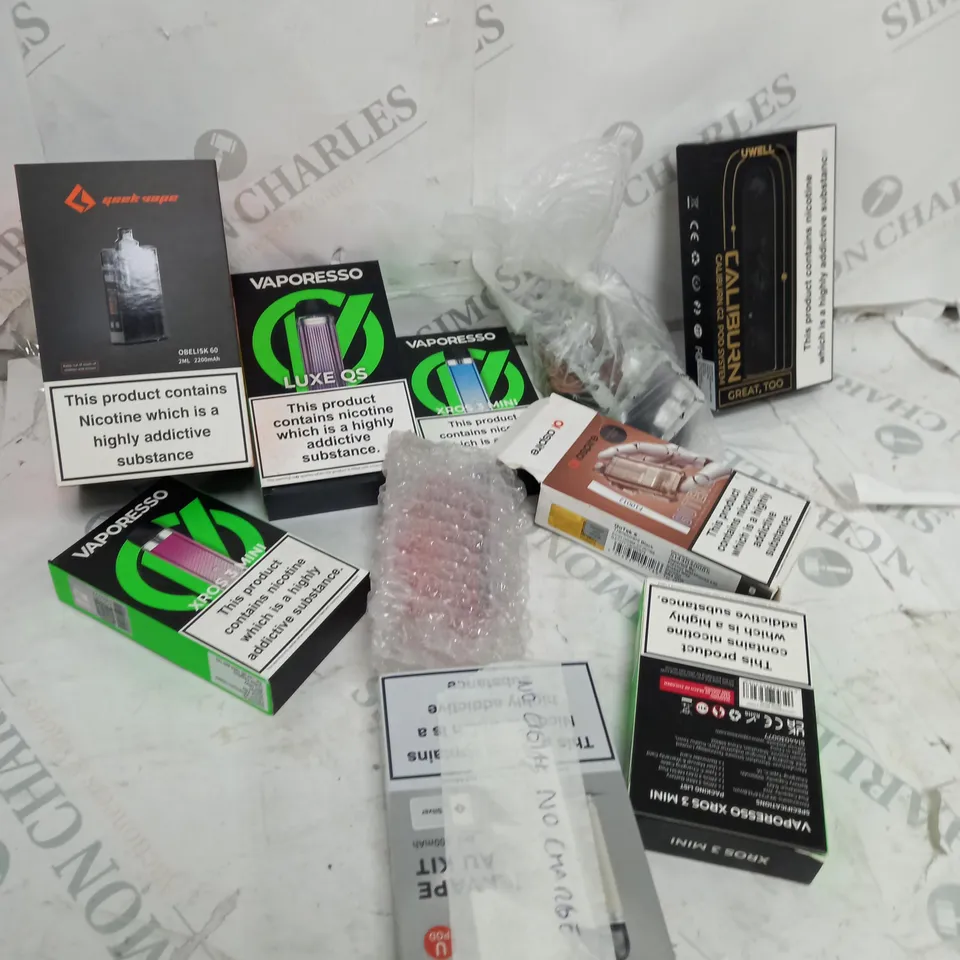 BOX OF APPROXIMATELY 10 ASSORTED E-CIG PRODUCTS TO INCLUDE ASPIRE, OXVA, VAPORESSO ETC