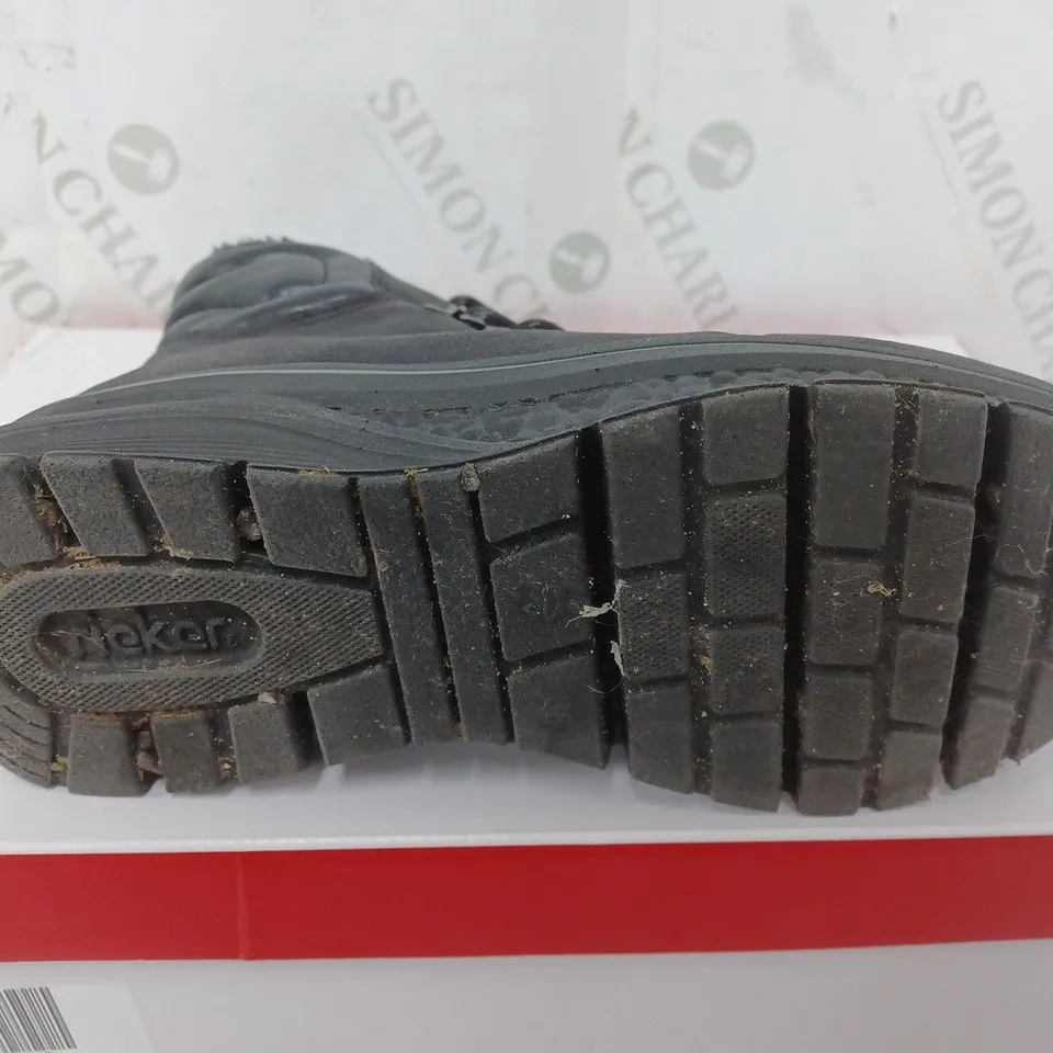 BOXED RIEKER CHUNKY BOOT IN BLACK - SIZE 38