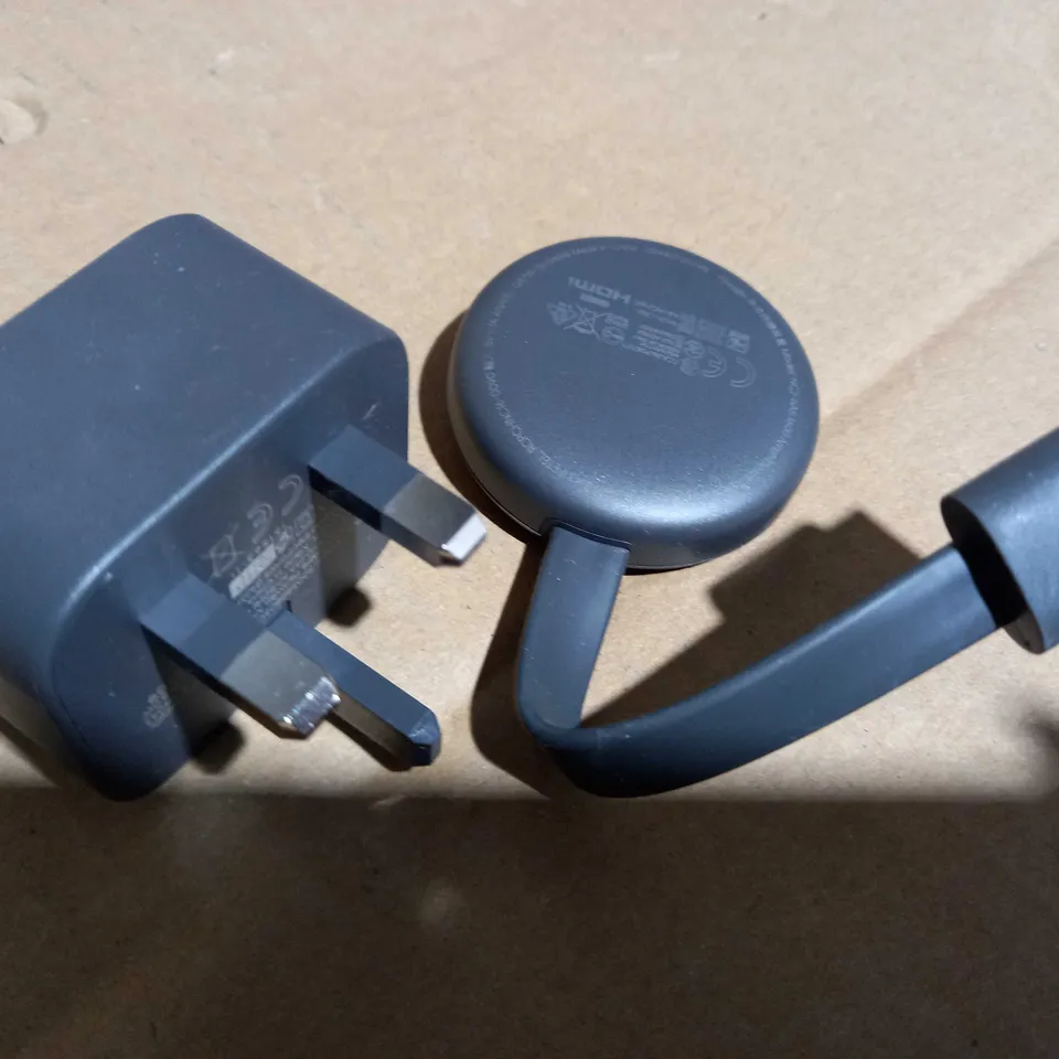 GOOGLE CHROMECAST