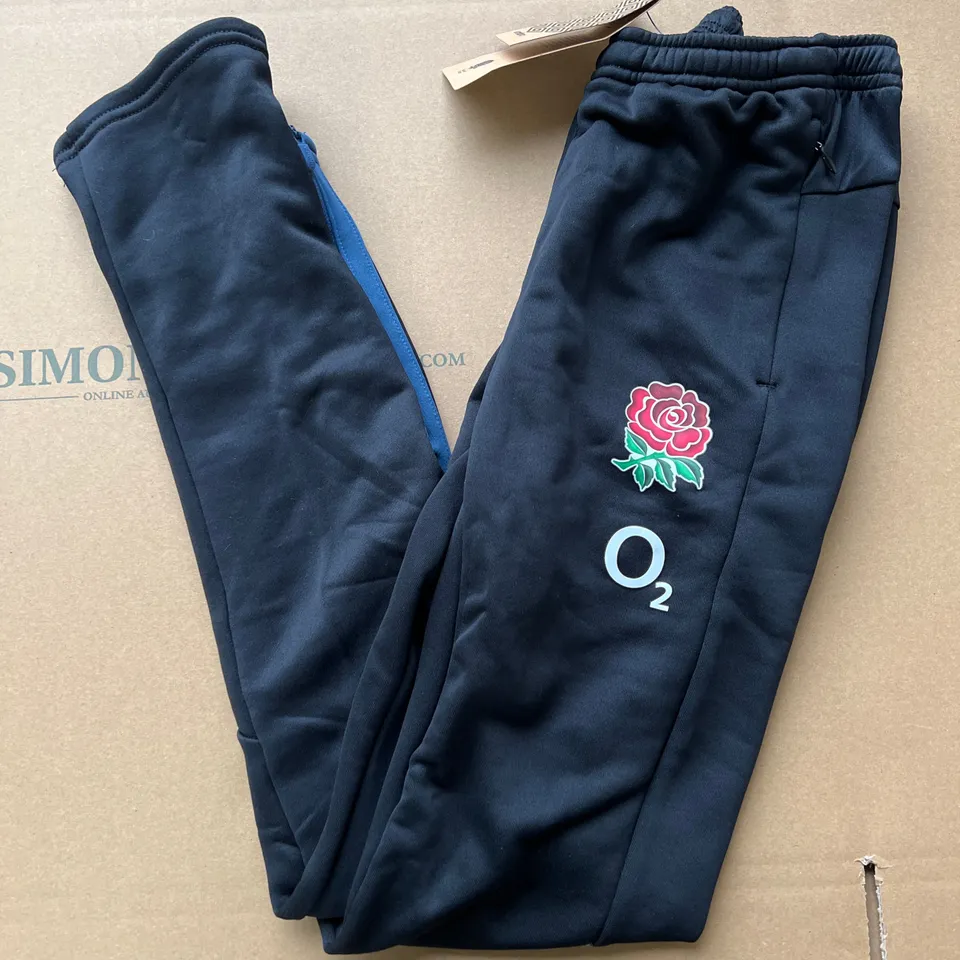 UMBRO ENGLAND RUGBY PANTS SIZE 152CM BLACK
