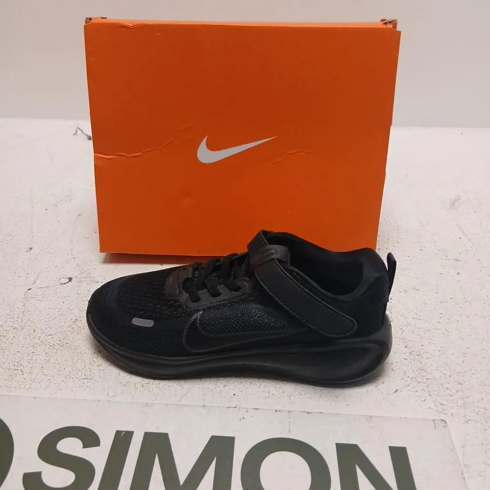 NIKE STELLAR RIDE (PSV) BLACK/ANTHRACITE – YOUTH TRAINERS, UK 1
