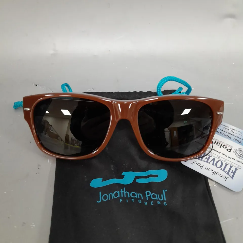 JPE CLASSIC SUNGLASSES WITH CASE - BROWN