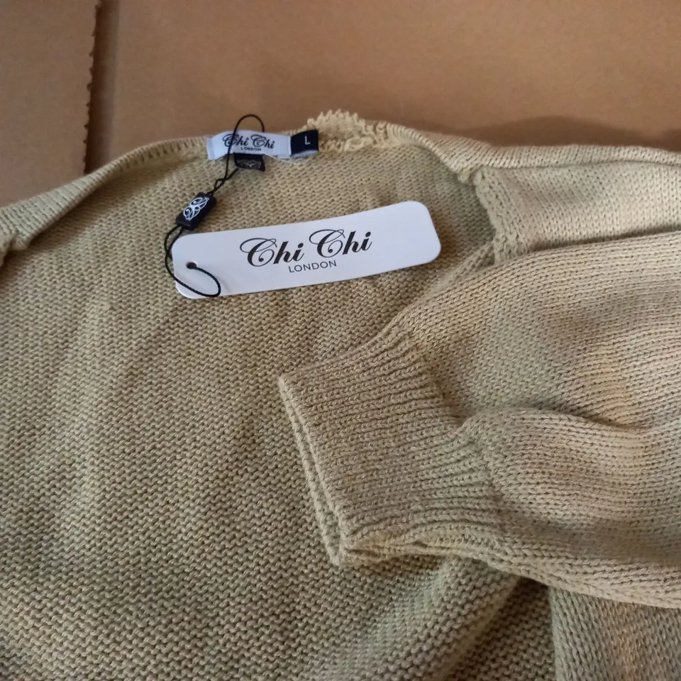 CHI CHI LONDON V-NECK WRAP JUMPER DRESS IN OATMEAL - L