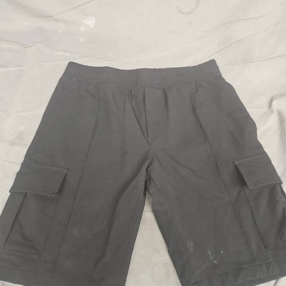 ARNE MEN’S CARGO SHORTS – BLACK – SIZE M