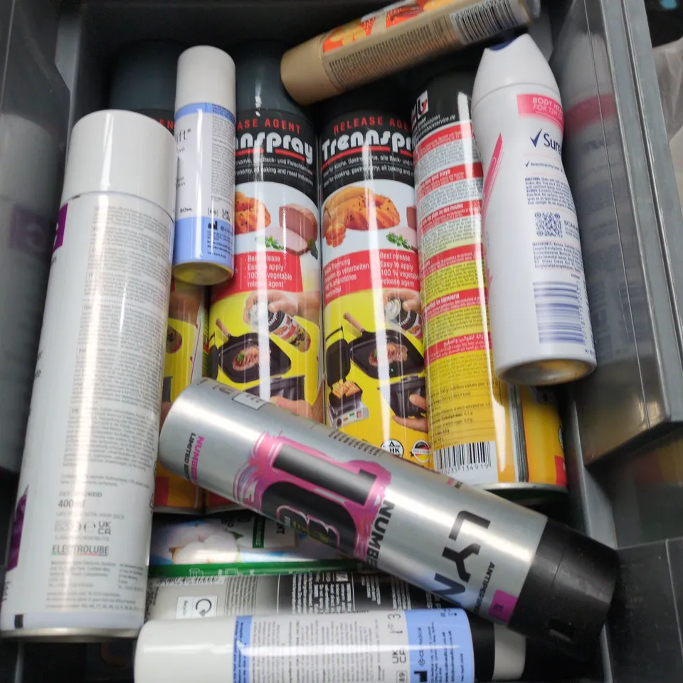 APPROXIMATELY 15 ASSORTED AEROSOLS TO INCLUDE TRENNSPRAY RELEASE AGENT, LYNX NUMBER 10 DEODORANT AND FABULOSA ROOM SPRAY