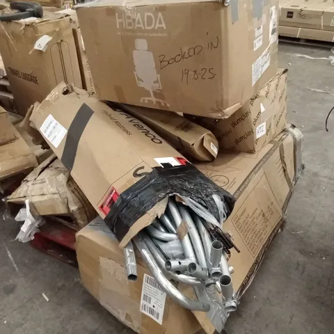 PALLET OF ASSORTED OUTDOOR TRAMPOLINE AND PLUM PLAY PARTS AND PIECES 