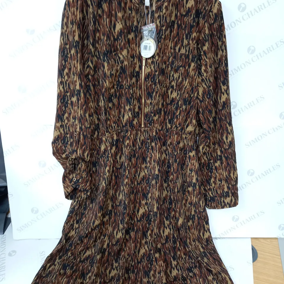 APRICOT IKAT TEXTURE ZIP FRONT MIDI DRESS - XL