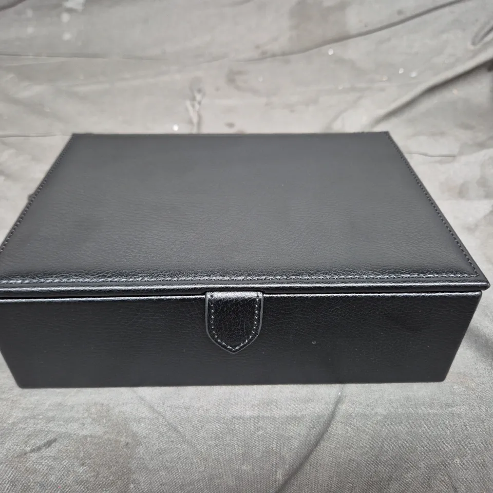 WOLF 1834 LEATHER SHOE CLEANING KIT IN BLACK BOX WITH PURPLE INTERIOR