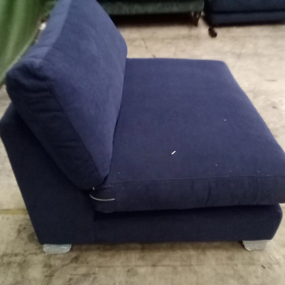 QUALITY THE LOUNGE CO DESIGNER LOLA LARGE CENTRE UNIT - BLUE FABRIC 