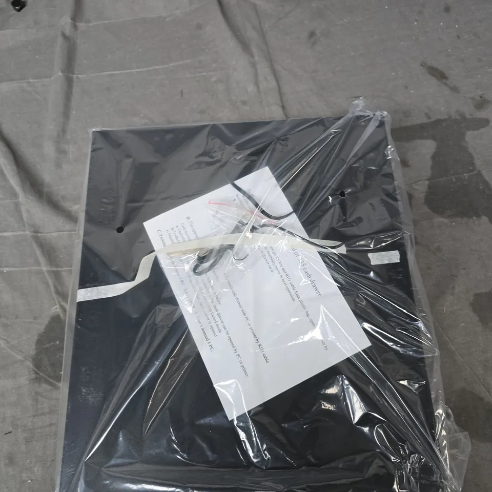 BLACK METAL CASH DRAW WITH CIRCULAR LOCK – BOXED 