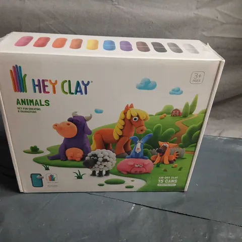 HEY CLAY ANIMALS AIR-DRY CLAY SET – 15 CANS (AGE 3+)