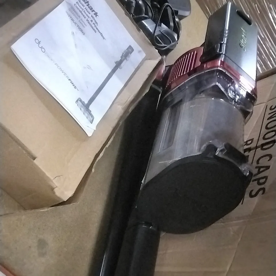 SHARK VACUUM IZ300UK SERIES 