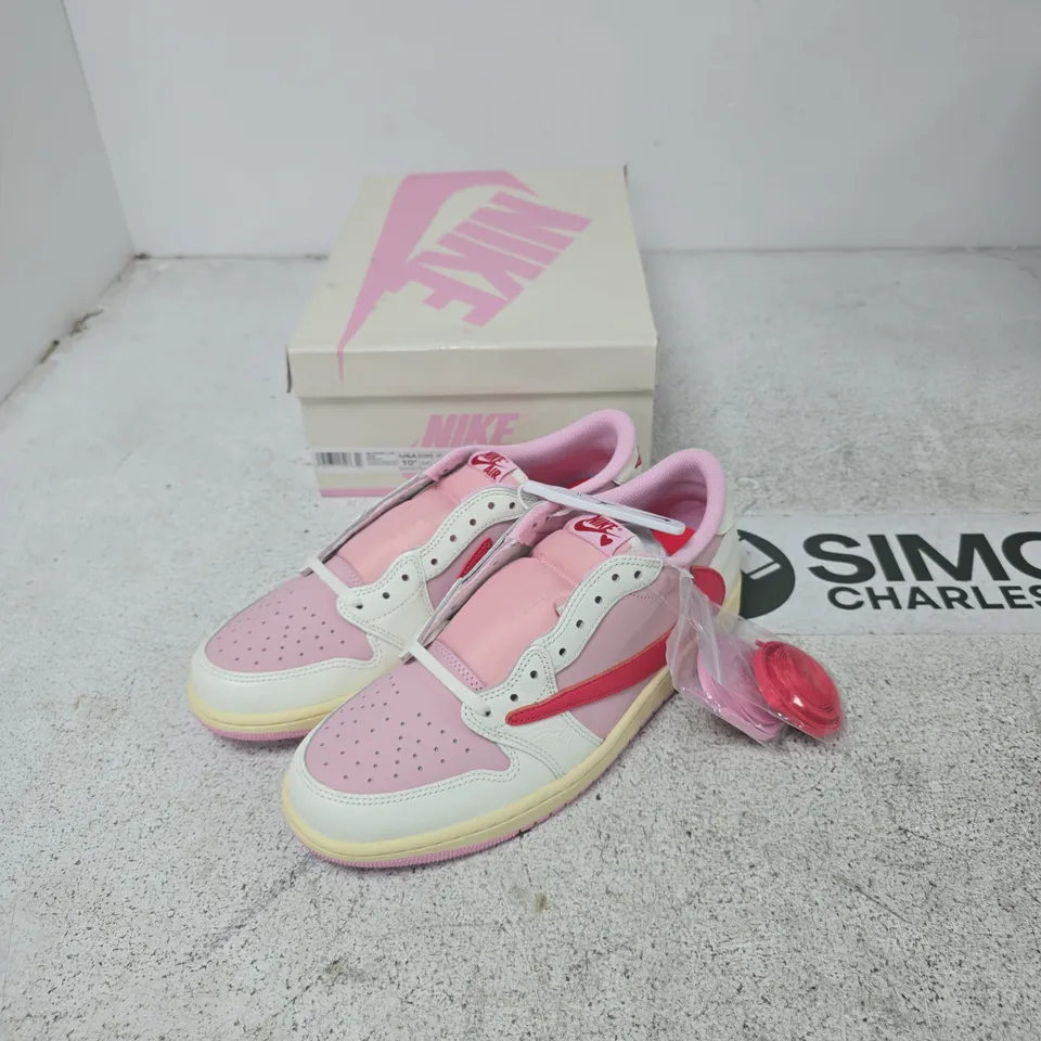 NIKE AIR JORDAN 1 LOW OG SP – PINK/WHITE, US 10.5 (UK 9.5)