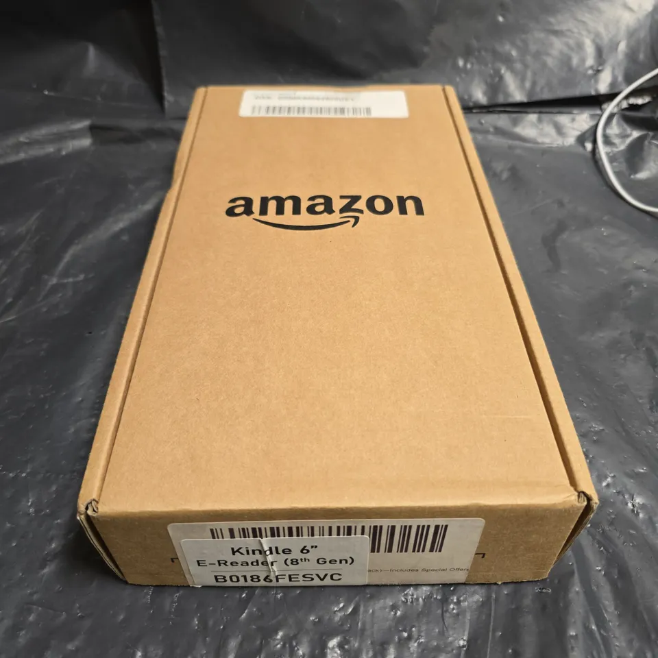 AMAZON KINDLE 6" E-READER (8TH GEN) – BOXED WITH USB CABLE