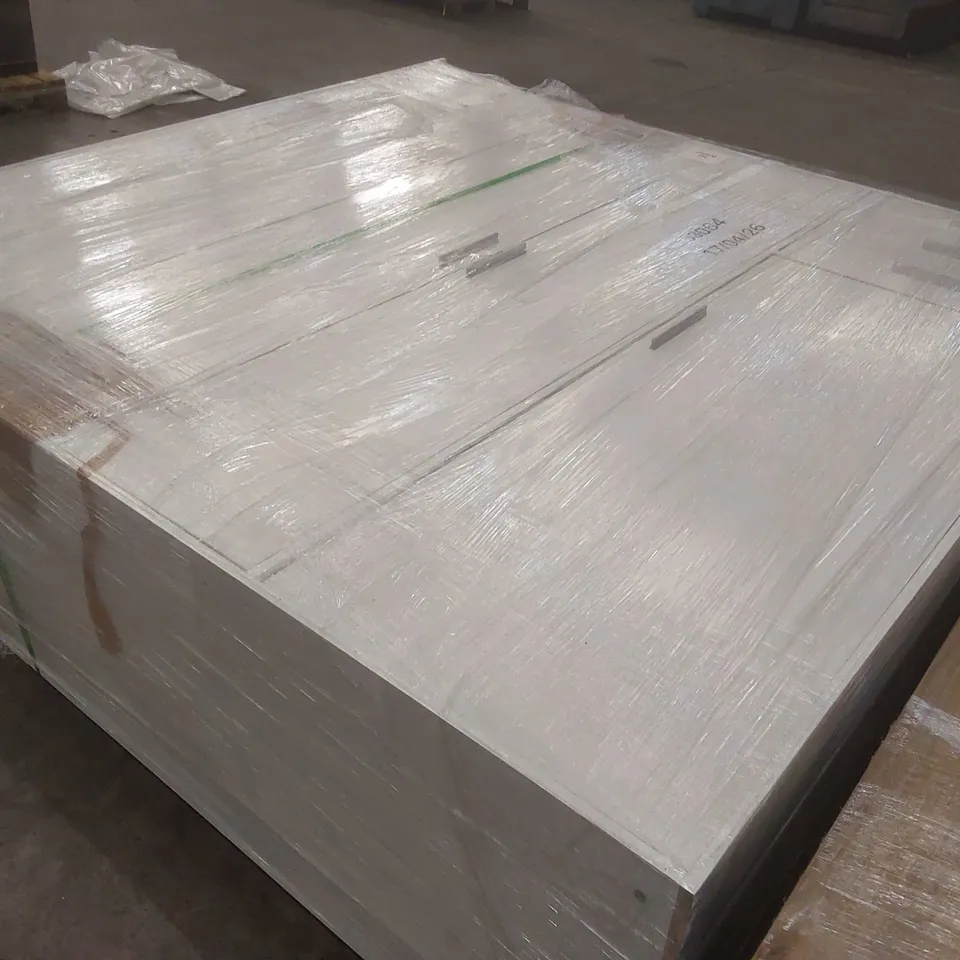 DESIGNER 4-DOOR, 6-DRAWER WOODEN WARDROBE 