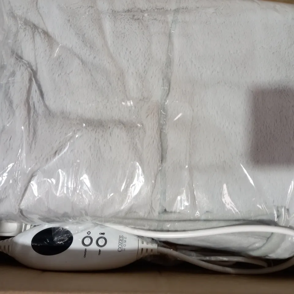 BOXED COZEE HOME VELVETSOFT HEATED THROW IN LIGHT GREY