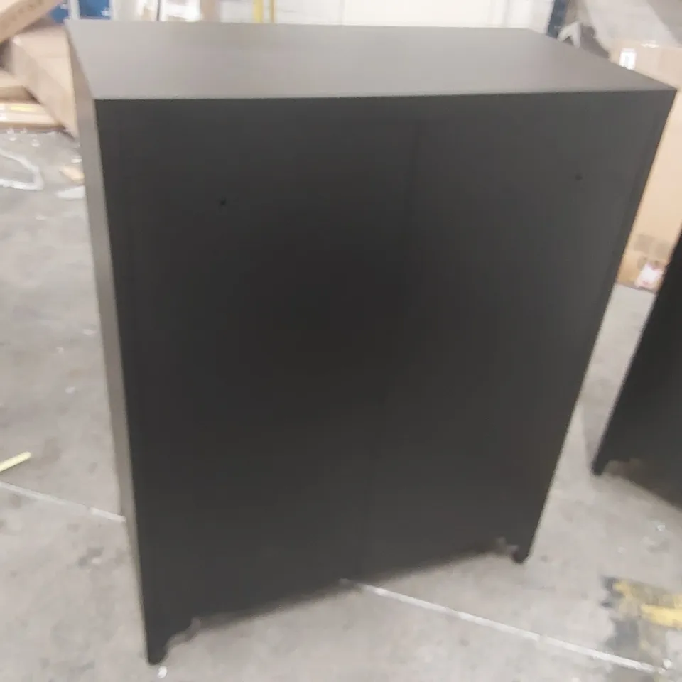 METAL STORAGE CABINET