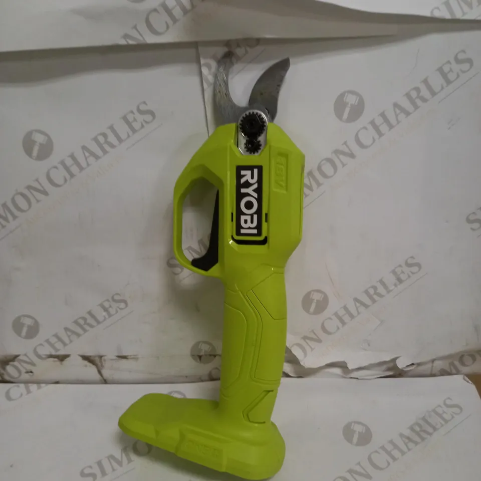 RYOBI RY18SCA-0 18V ONE+ CORDLESS SECATEURS
