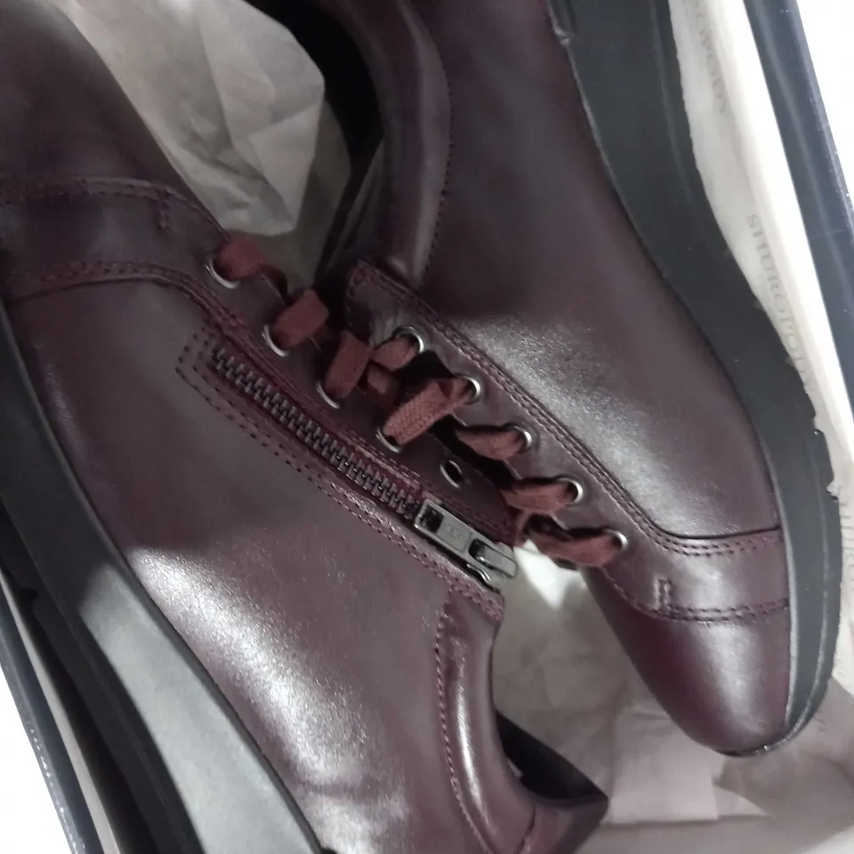 BOXED SHUROPODY JOYCE TRAINERS, BURGUNDY - SIZE 6