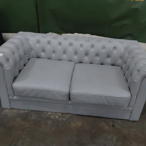 DESIGNER CHESTERFIELD TWO SEATER SOFA LIGHT GREY LEATHER