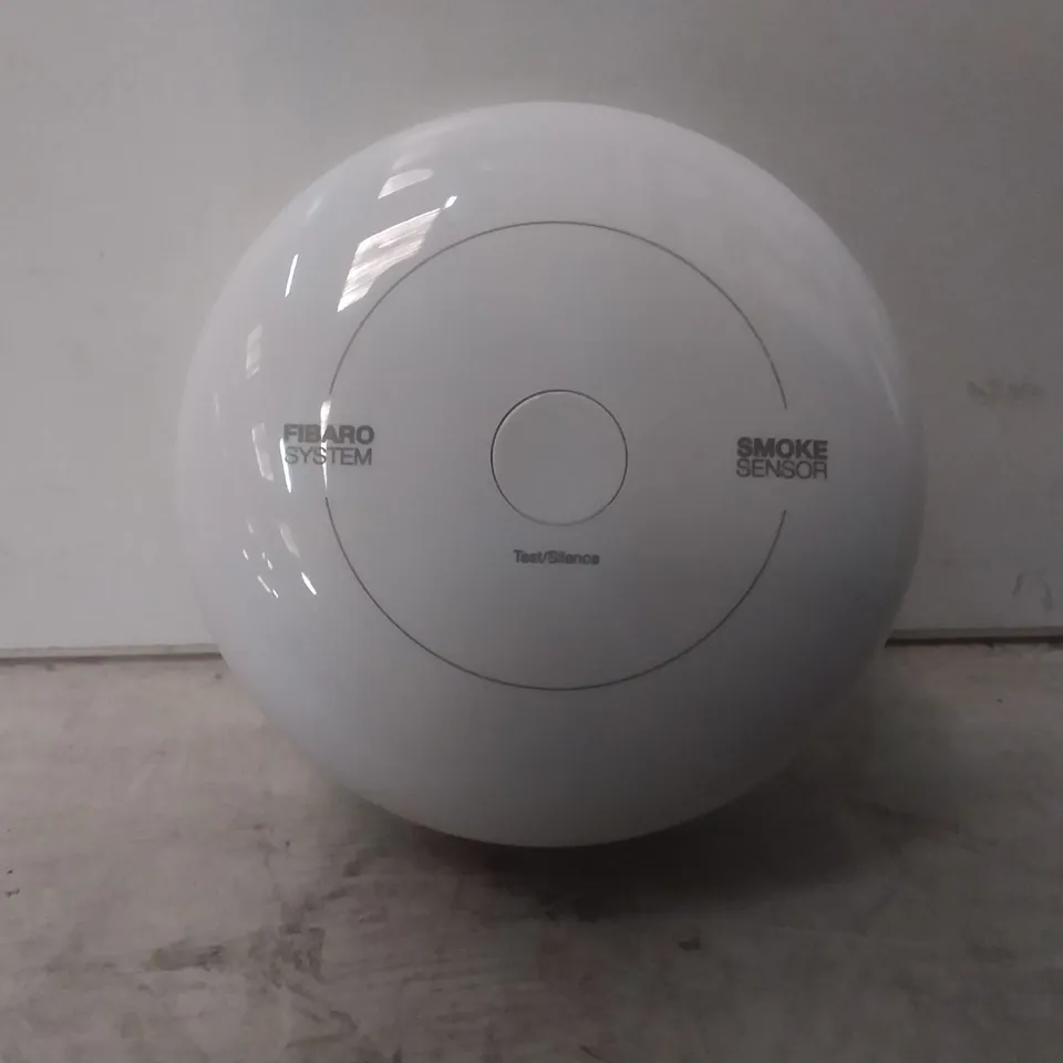 BOXED FIBARO SYSTEM SMOKE SENSOR 