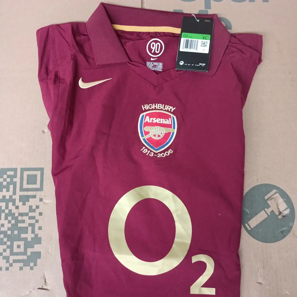 NIKE ARSENAL FOOTBALL JERSEY SIZE XL
