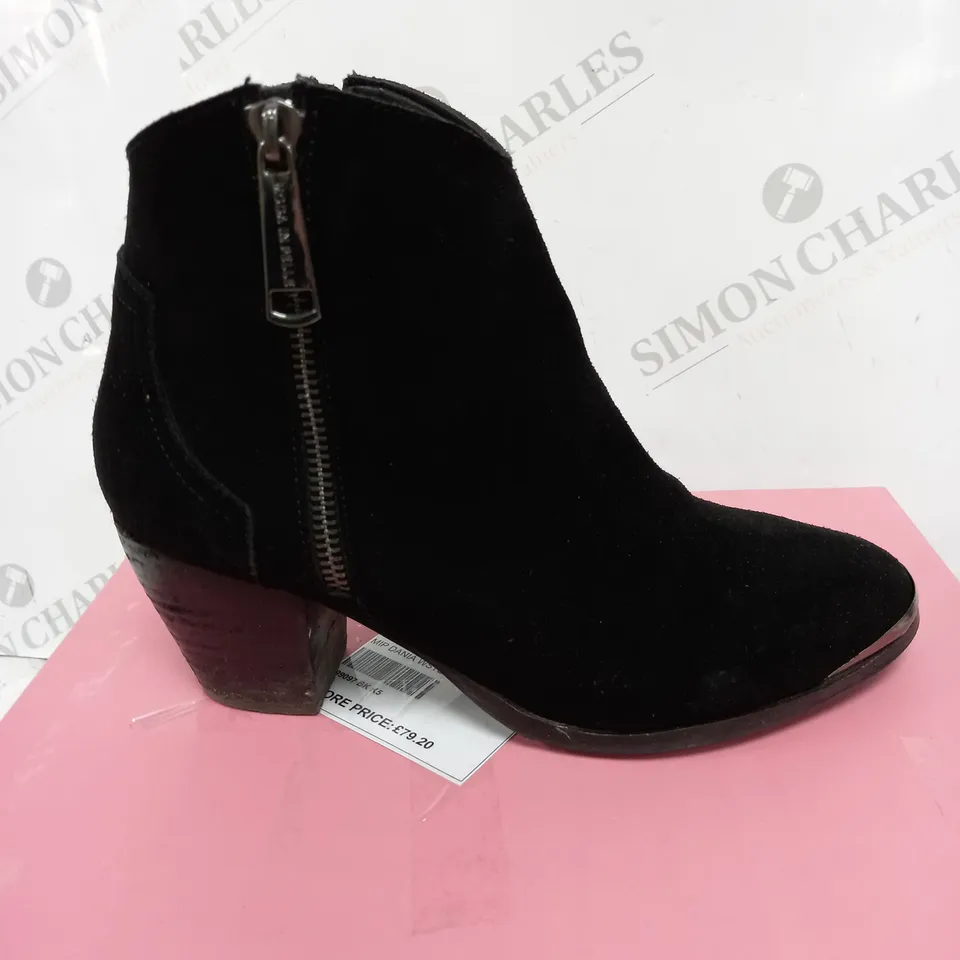 MODO IN PELLE DANIA WESTERN BOOTS IN BLACK - SIZE 5 