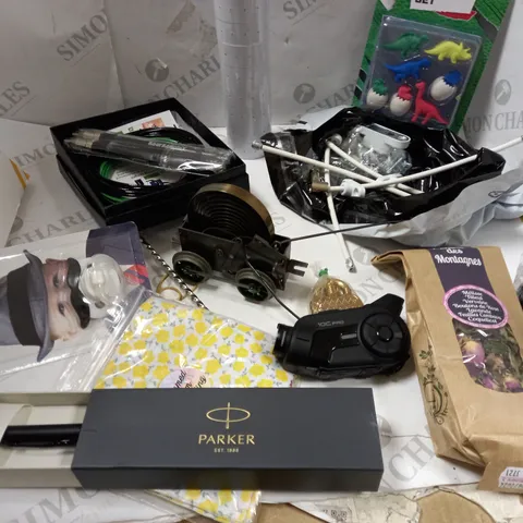 ASSORTED HOUSEHOLD ITEMS