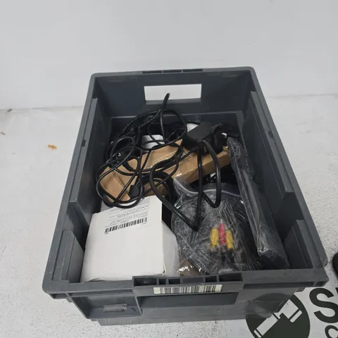 TOTE OF APPROXIMATELY 12 ASSORTED ITEMS TO INCLUDE: BT ROUTER