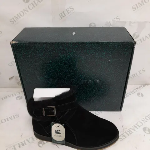EMU AUSTRALIA FAUX SUEDE BOOTS - BLACK, SIZE 4